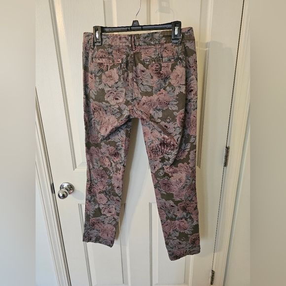 Pilcro and the Letterpress Anthropologie Hyphen Floral Chino’s Size 27 - Picture 4 of 6